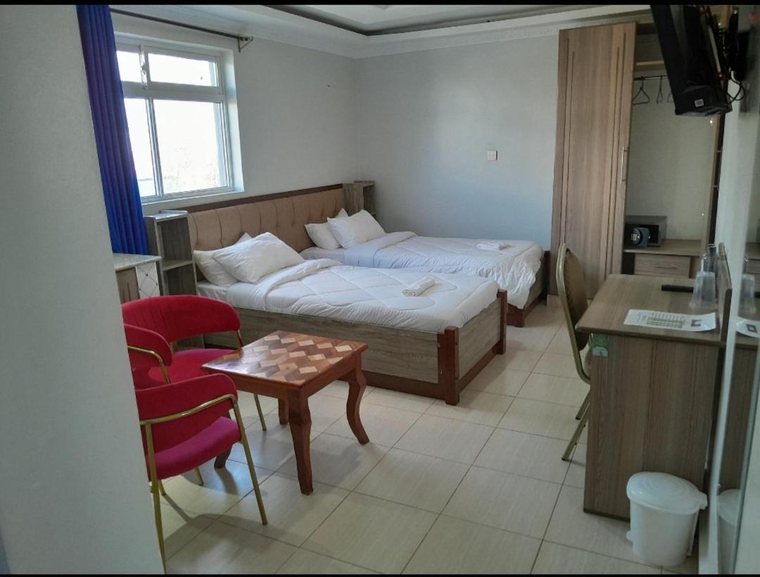 Equine Hotel Ruiru Екстериор снимка
